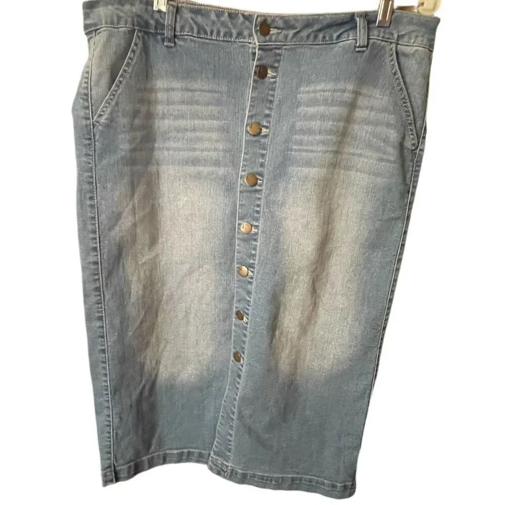 Vintage d.Jeans size 16 button front denim pencil skirt pre faded.